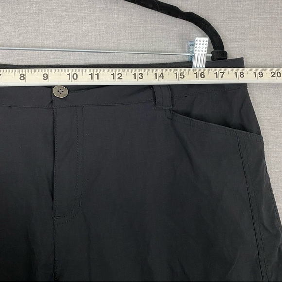 Wind River Black Outdoor Cargo Pants with Straight-Leg Fit - Picture 6 of 13